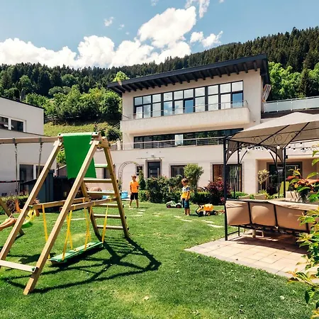 Sunshine Apartment *