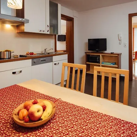 Apartment Apart Sunshine Ladis